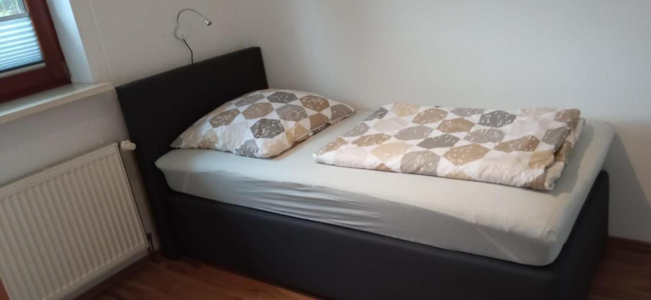 Ferienwohnung In Isenbuettel Экстерьер фото
